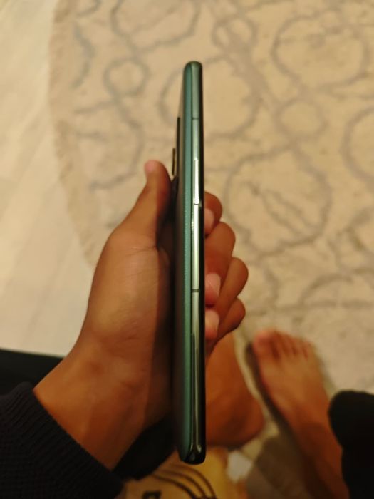 OnePlus 10 pro //