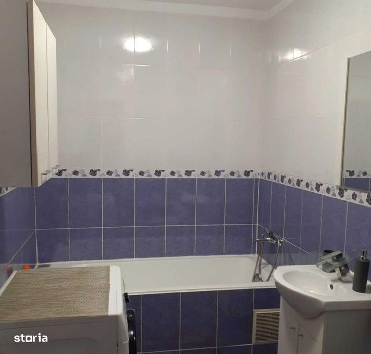 Apartament 2 Camere, 42mp, Etaj Intermediar, Zona Teilor