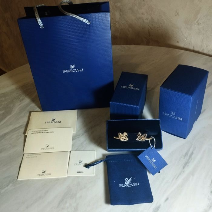 SWAROVSKI "Facet swan"!!!