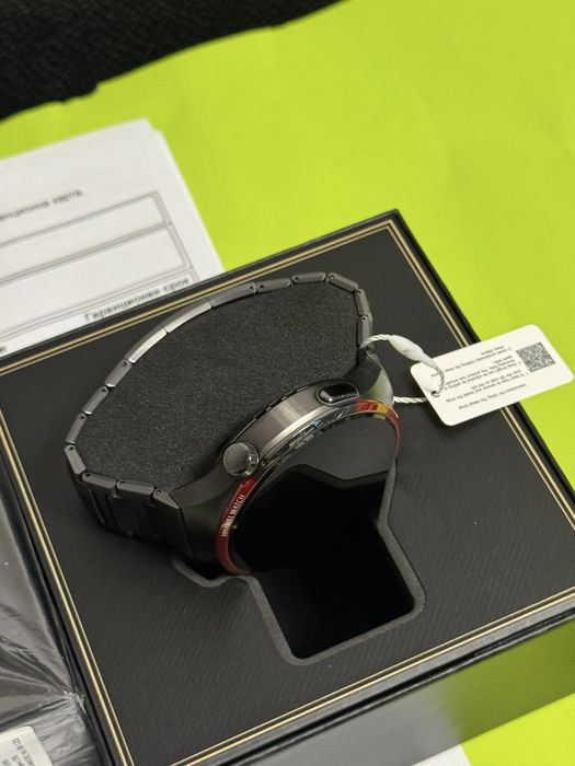 ЧИСТО НОВ 46mm Huawei Watch 4 Pro Space Edition Yettel Гаранция 2026г.