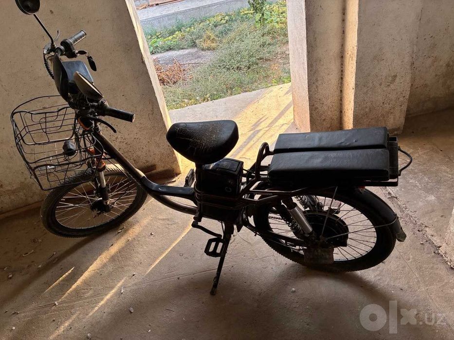 Скутер BONVI E-Bike