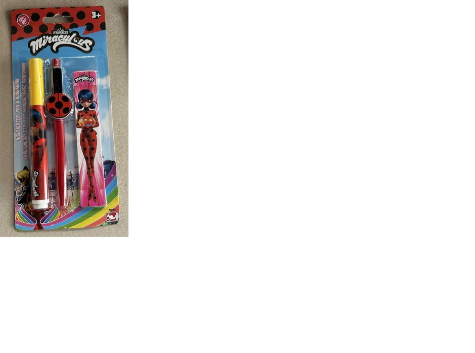 Miraculous Ladybug Калинката/Черния Котарак помагала за ученици