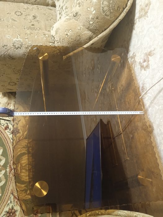 Столик стеклянный