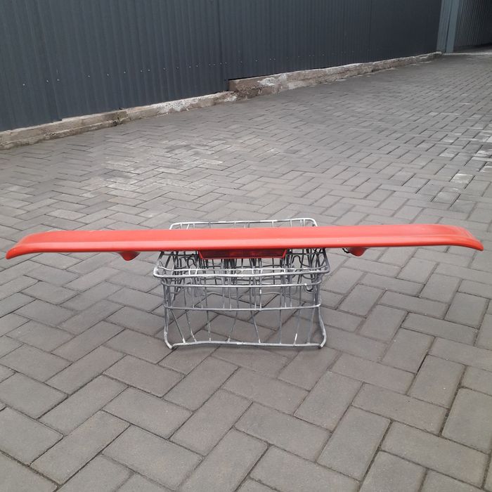 Продам сполер на авто