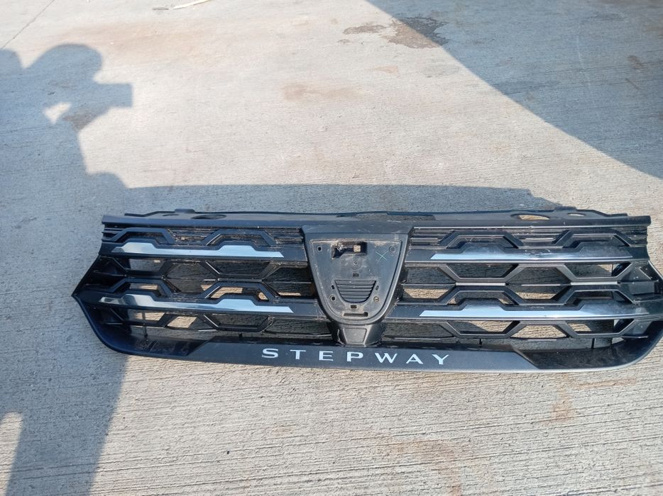 Vând cârlig  remorcare  diverse masini