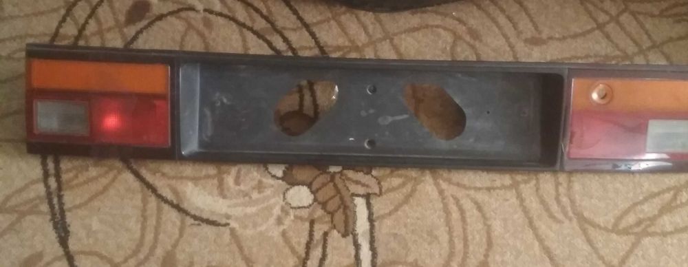 Продам кузовные запчасти