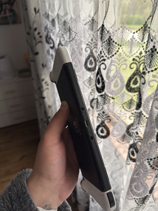Nintendo Switch OLED + Mario Odyssey