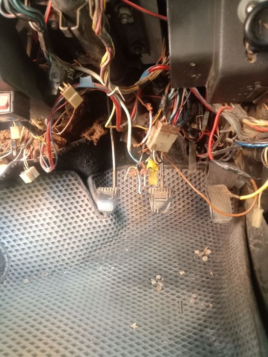 Продам ваз 09 срочно