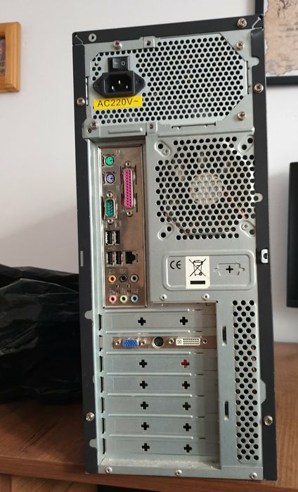 настолен компютър