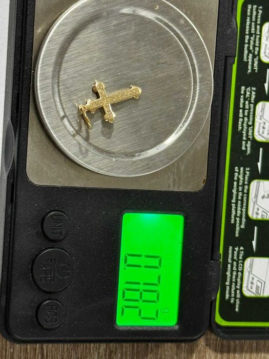 Златен кръст 0.8гр