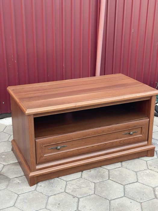 Тумба под телевизор