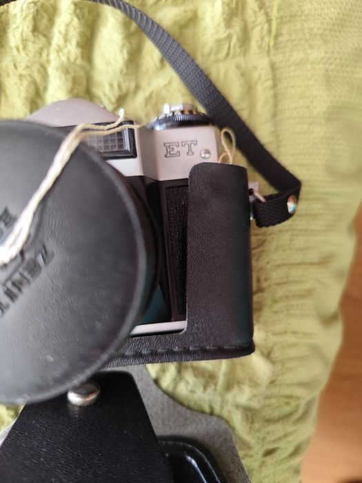 Руски ретро фотоапарат Зенит