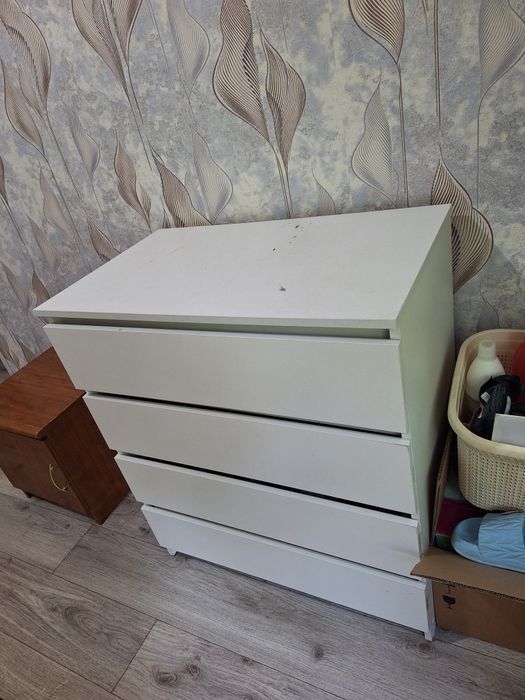 Комод типа ikea malm