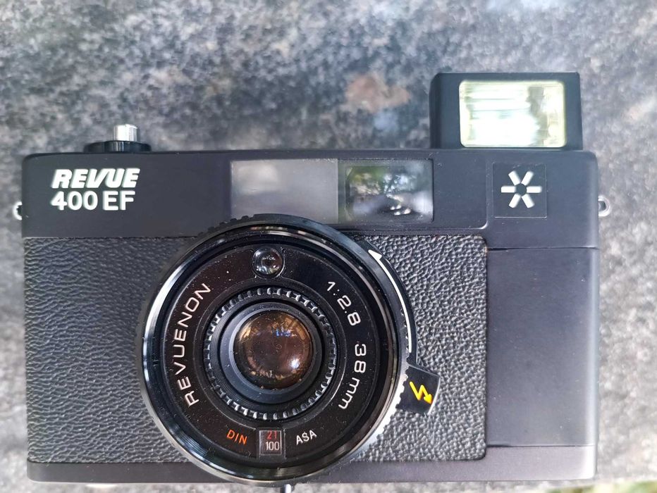 Aparat foto colectie REVUE 400EF - Yashica