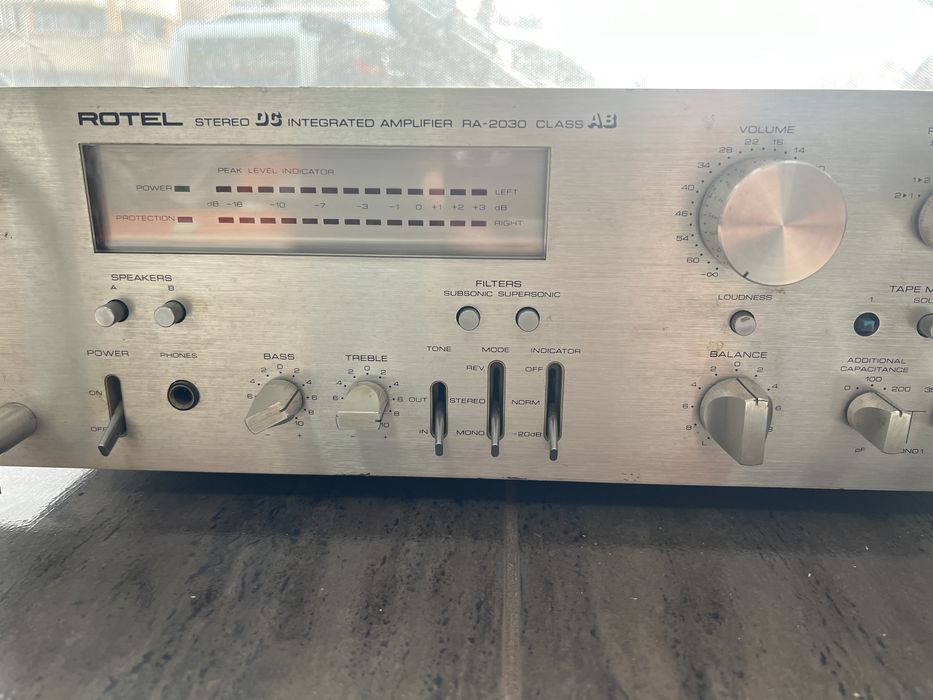 Amplificator Rotel RA-2030 cu ceva probleme