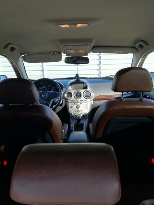 Vând Opel Antara