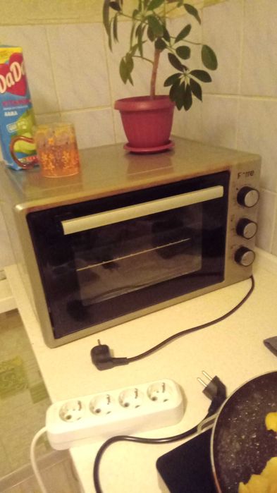 Продам духовку настольную