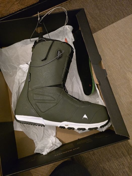 Bootsi snowboard Burton Ruler 46