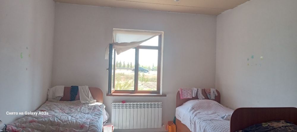 Ховли сотилади Водник Мажнунтол махалла  6  соток  5  хона.