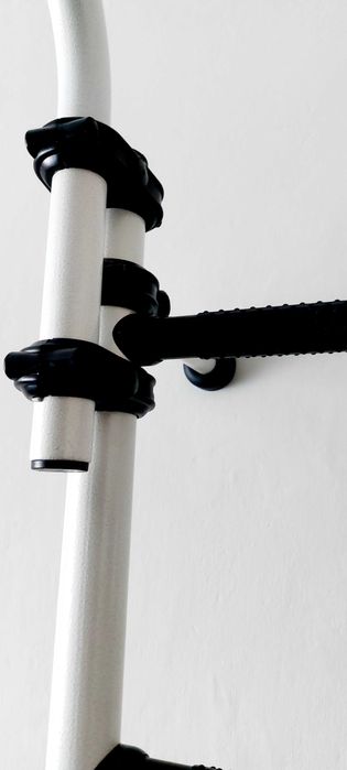 Домашний турник с лестницей