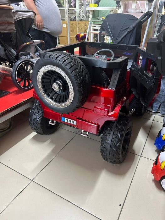 Детская машина, новый.