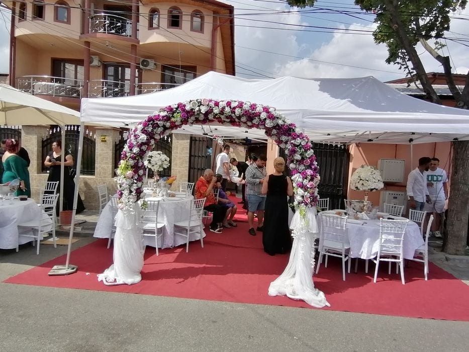 Corturi pentru evenimente