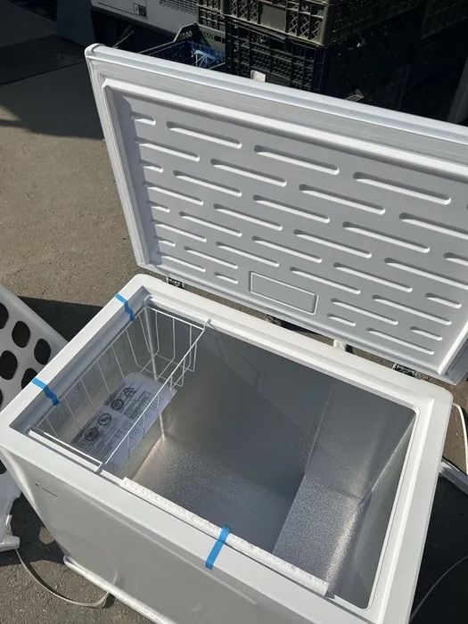 Xolodinik marazilniy srochna sotiladi