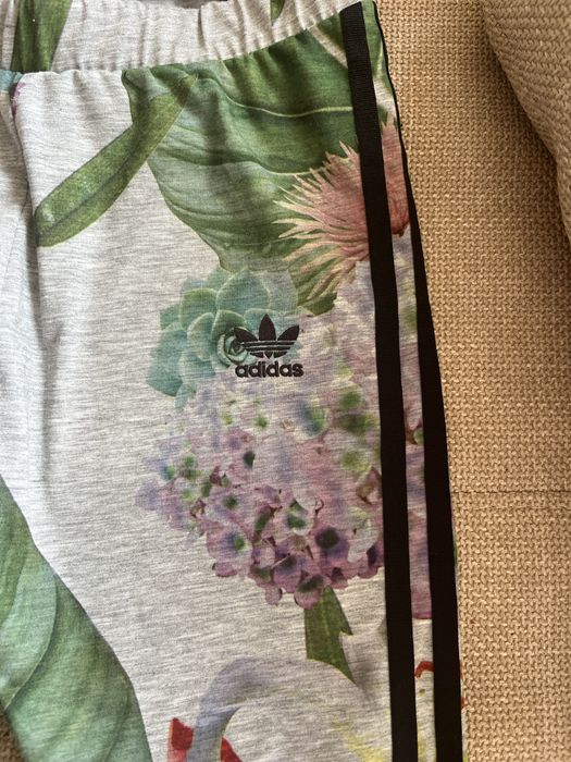 Клин Adidas оригинален
