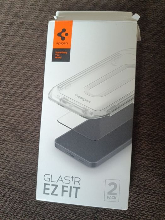 Folie sticlă Spigen GLAS.tR EZ Fit pentru Samsung Galaxy S24 (2 buc.) – Nouă