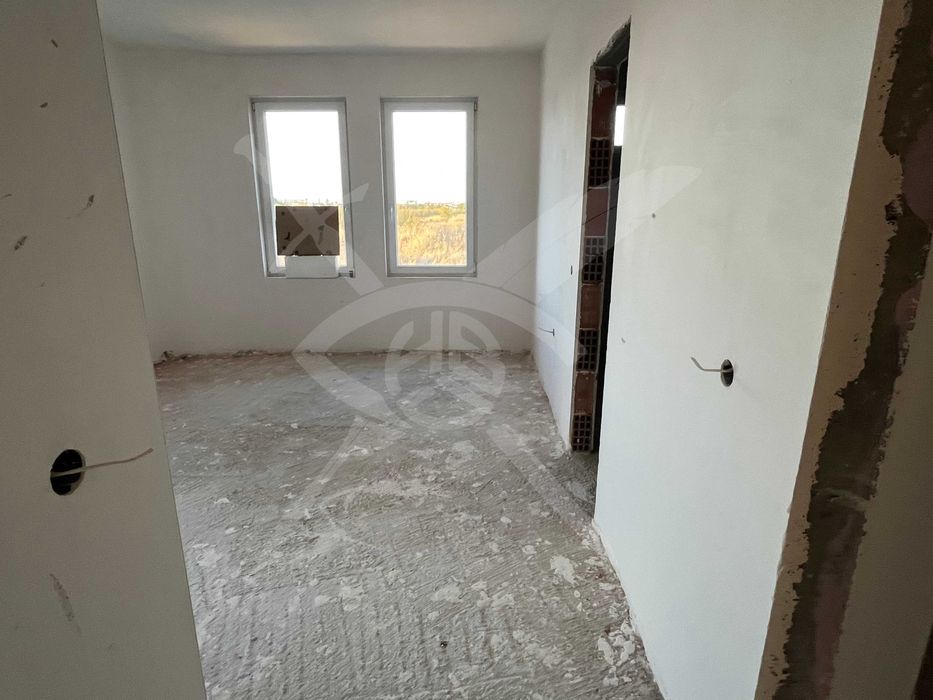 Продава се Къща в Пловдив, Коматево - 730 кв.м за 600 €/кв.м - Снимка #2