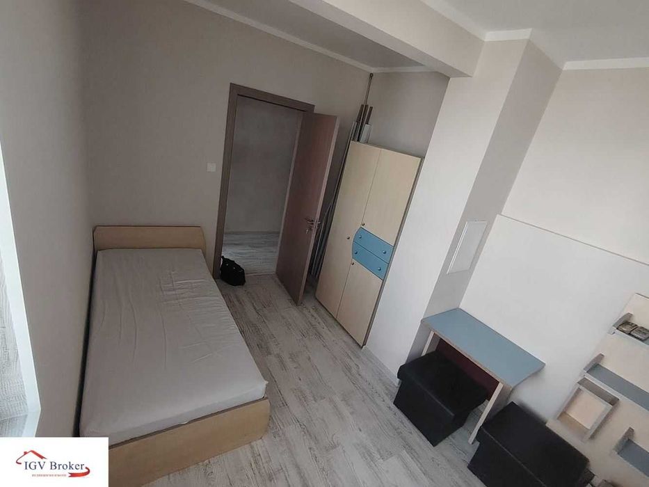 Продава се Тристаен апартамент в София, Люлин 9 - 86 кв.м за 2384 €/кв.м - Снимка #4