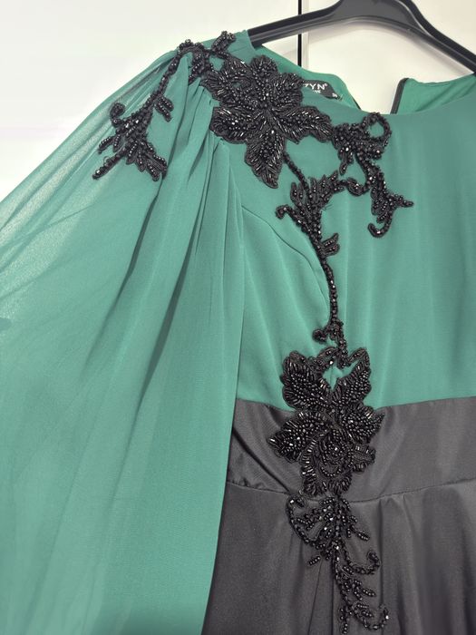 Rochie eleganta midi