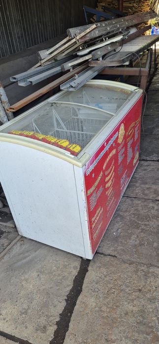 Продаю морозильную камеру