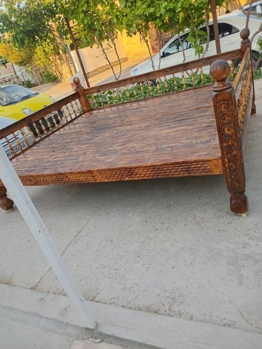 Mebel yangi sotiladi