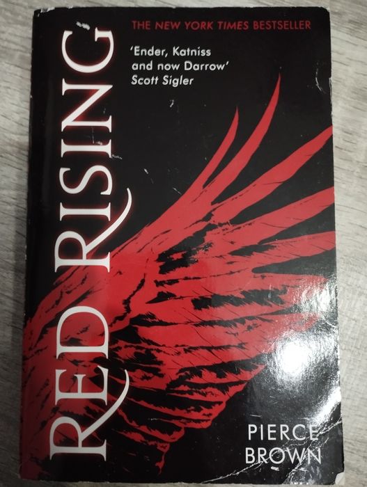 Red Rising - от Пиърс Браун
7