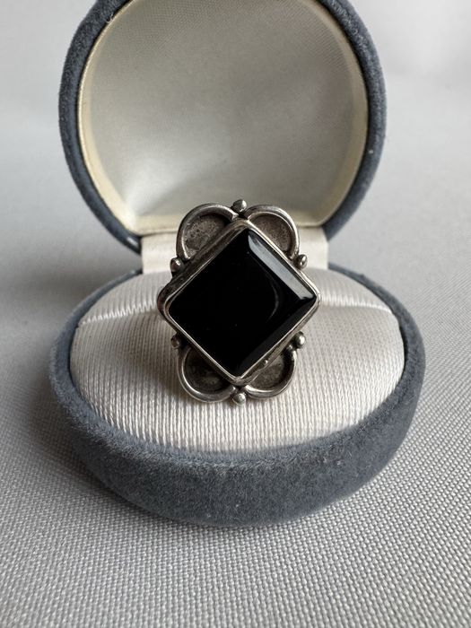 Inel din argint si onix