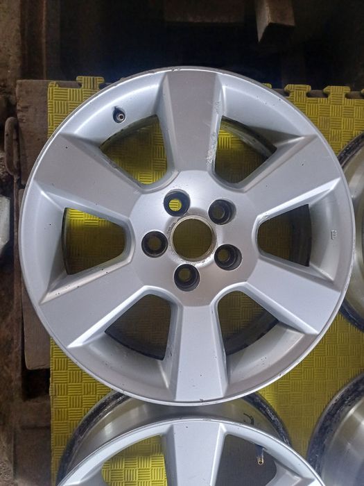 Диски R17  на LEXUS