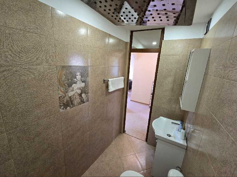 Двустаен имот в кв.Люлин център