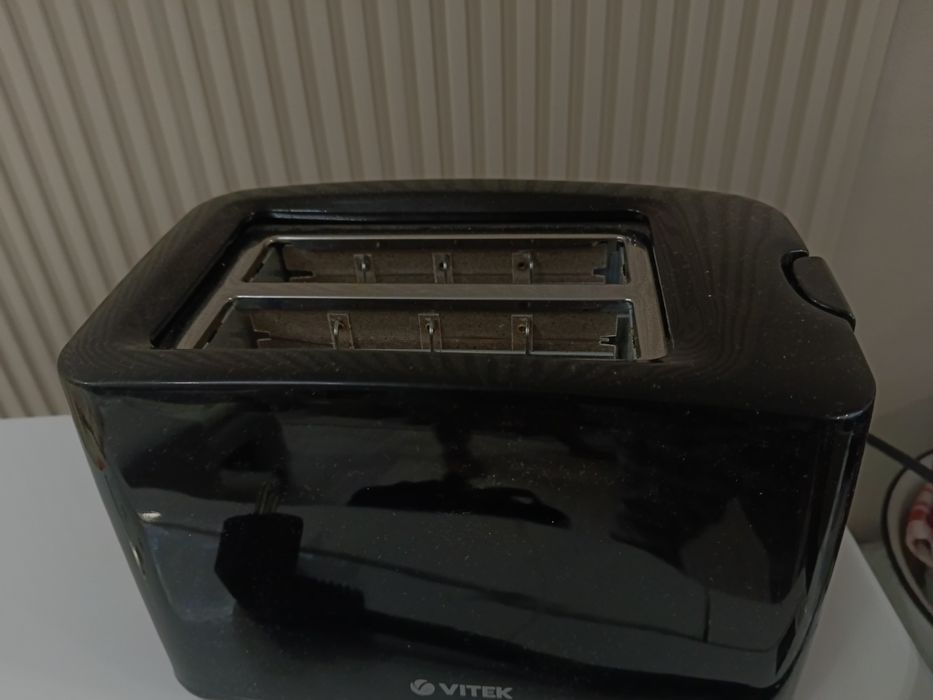 Тостер vitek продам