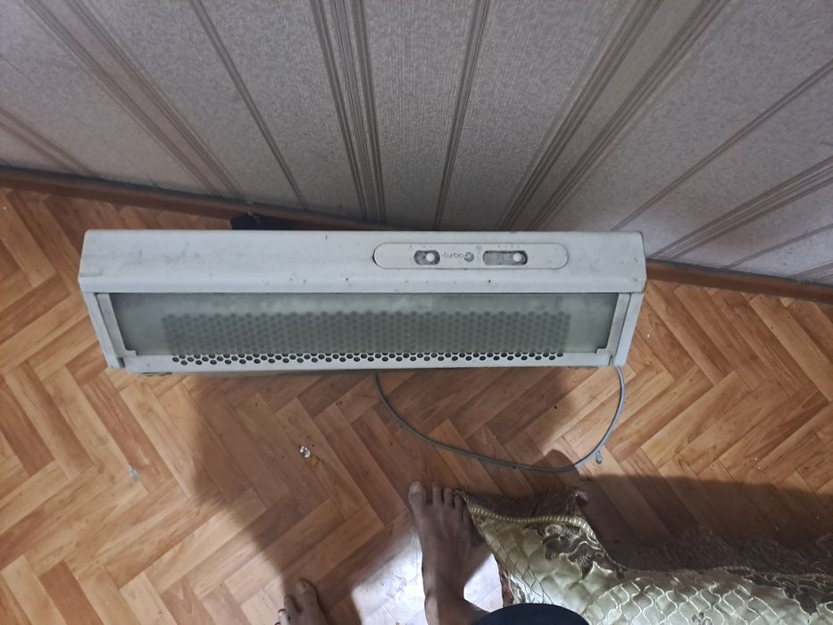 Продаётся вытяжка для кухни