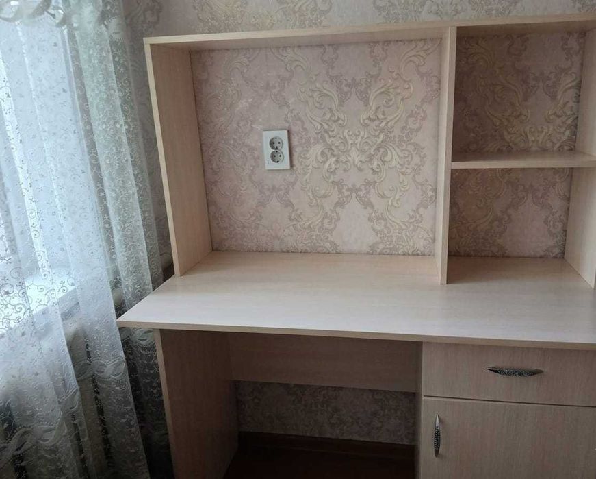 Продаётся рабочий стол