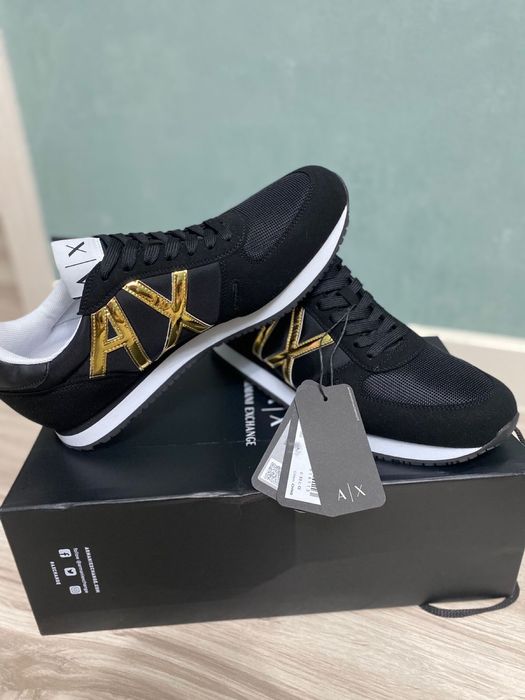 Кроссовки от A|X