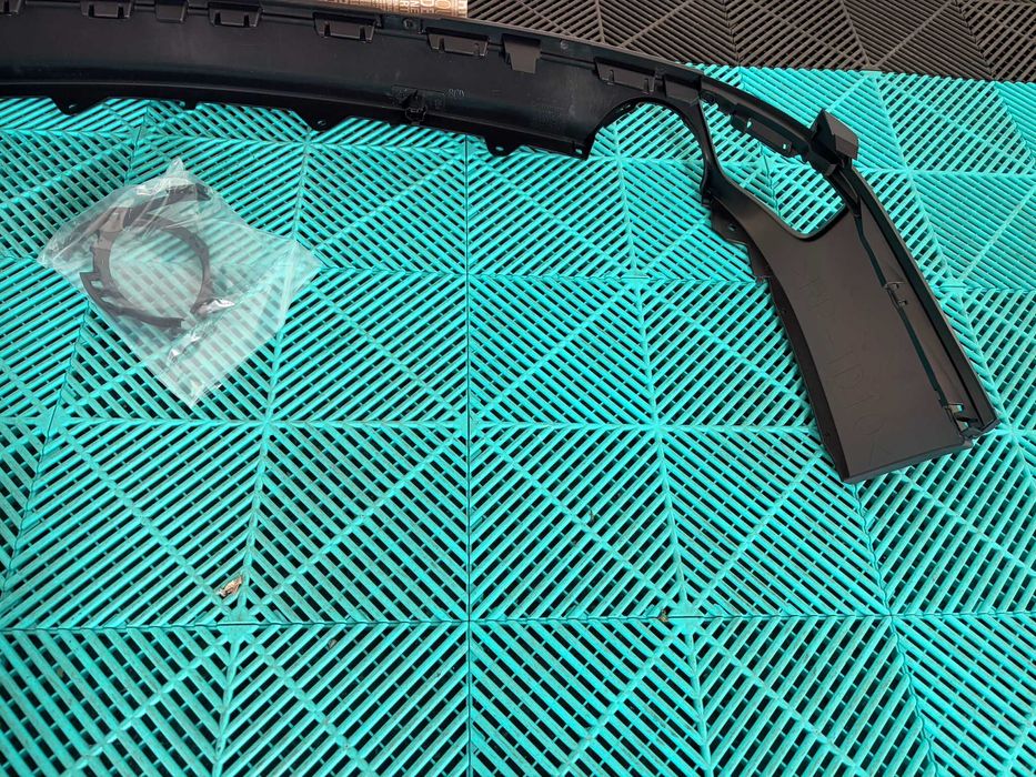 Spoiler bara spate Renault Laguna 3 berlina nou original Renault