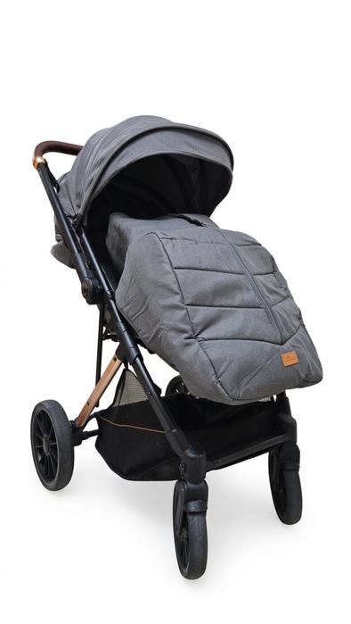 Коляска прогулочная