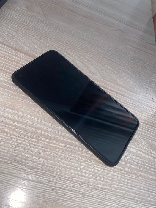 Продаётся телефон Xiaomi Mi 11 Lite
