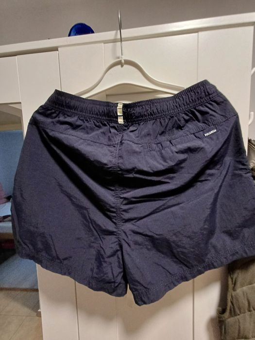 Vând Bermude Pull&Bear cu plasa la interior ptr baie mărimea M