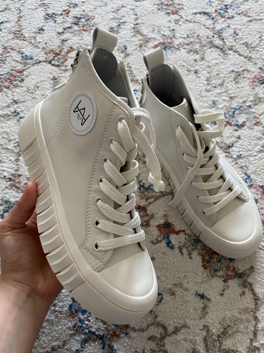 Сапоги, производство Италия