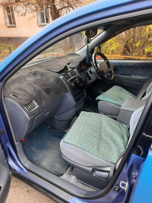 Тоиота ипсум 1996