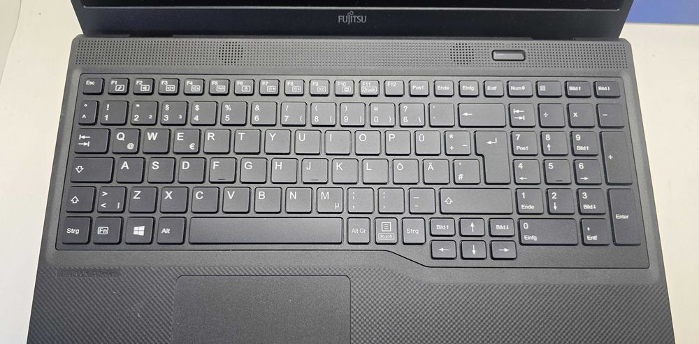 Fujitsu Lifebook A3510  i3 1005G1/8GB/256SSD/FHD