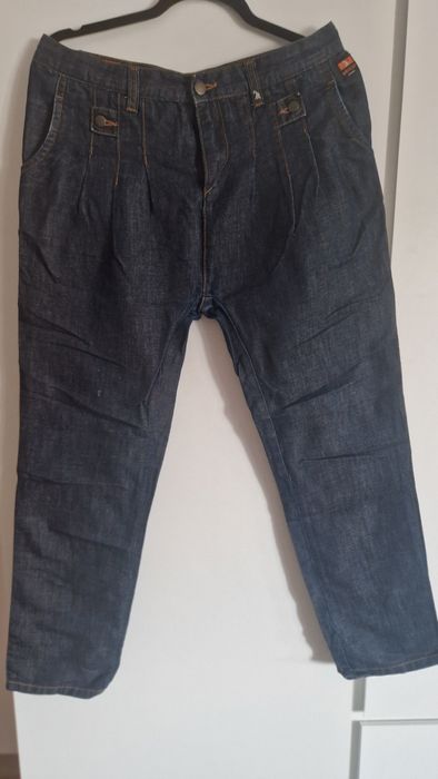 Дамски дънки различни модели